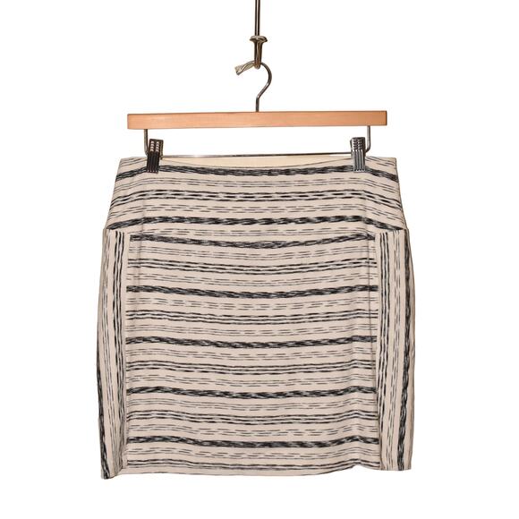 J. JILL $79 Wearever Collection Smooth-Fit Mini Pencil Skirt White Striped PS - Picture 1 of 4